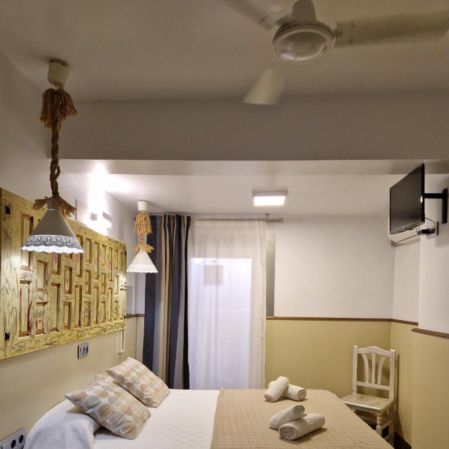 Hostal Boutique Luna De Gavin Cullera Exterior photo