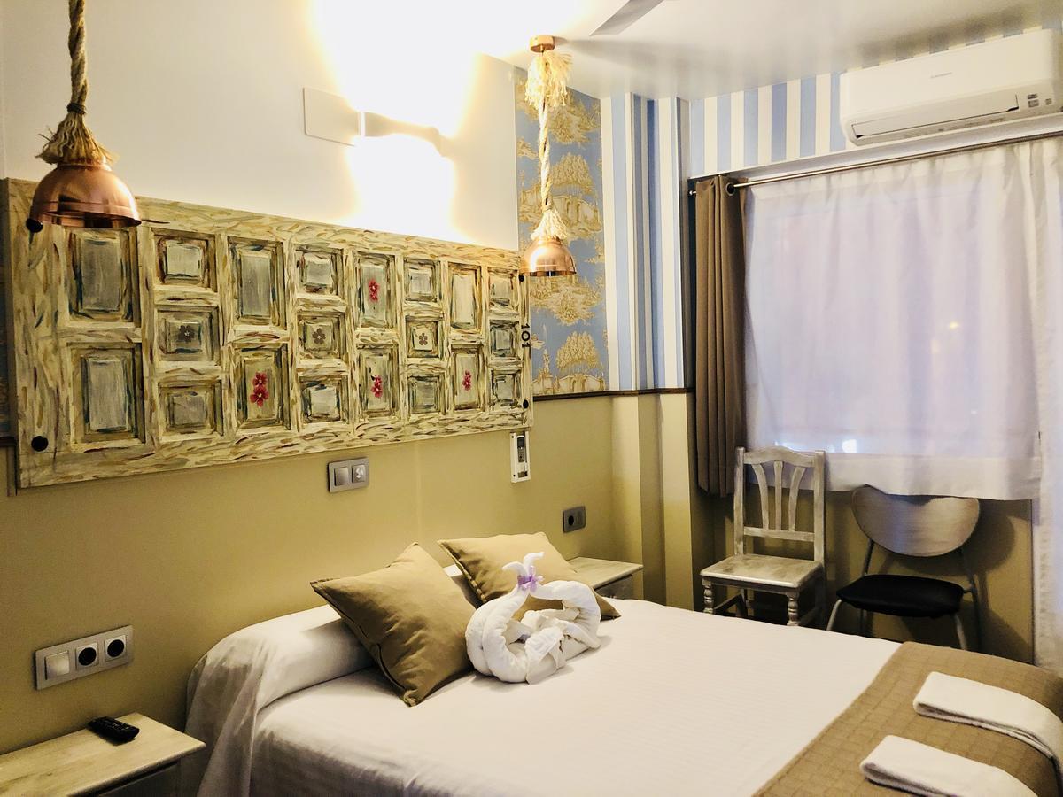 Hostal Boutique Luna De Gavin Cullera Exterior photo